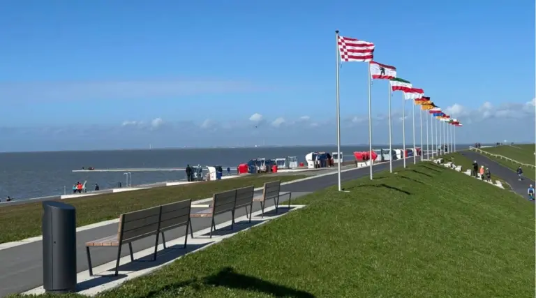 Instagram post from hausseedeich. This post is in position 0.