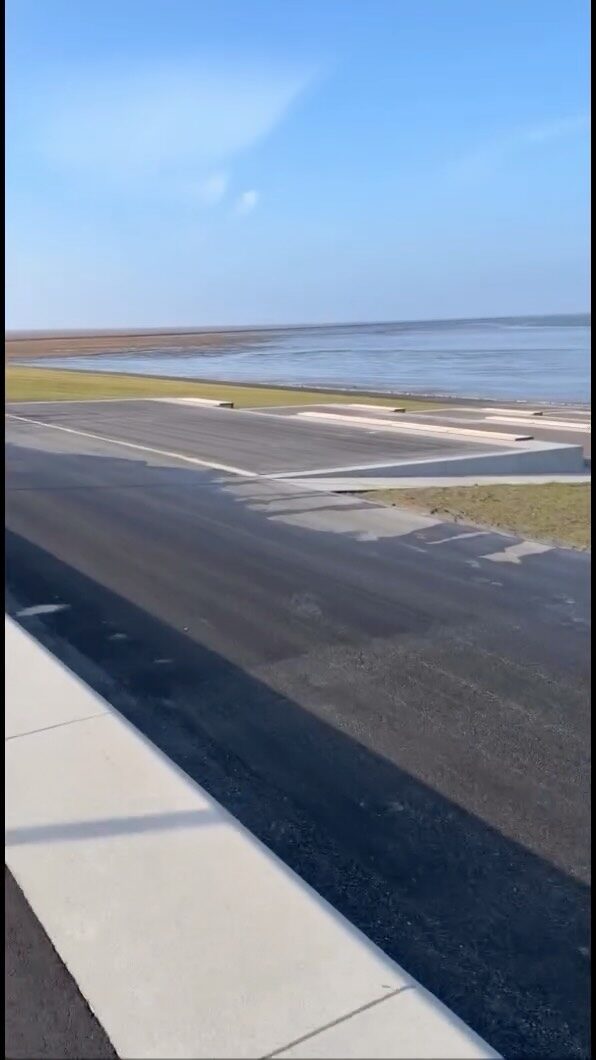 Instagram post from hausseedeich. This post is in position 0.