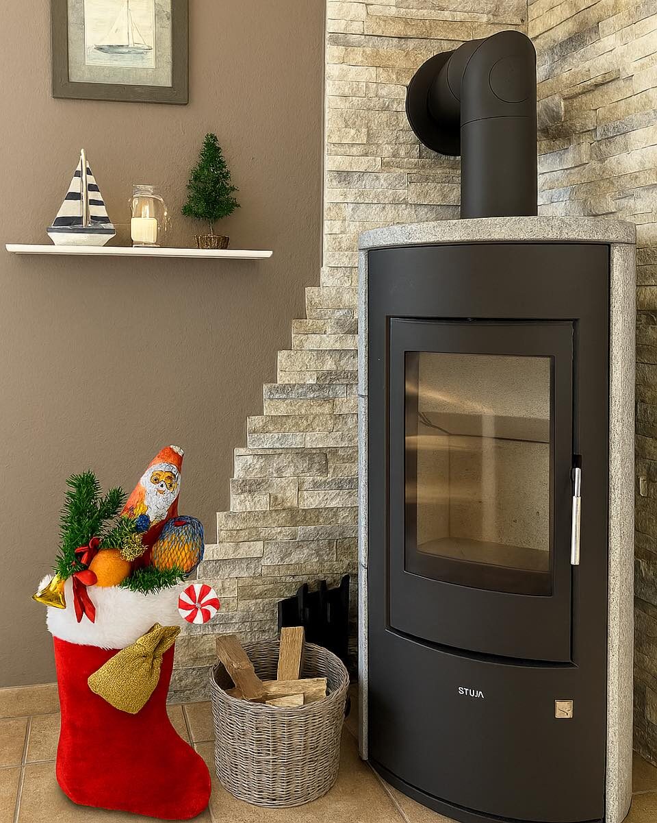 Instagram post from hausseedeich. This post is in position 1.